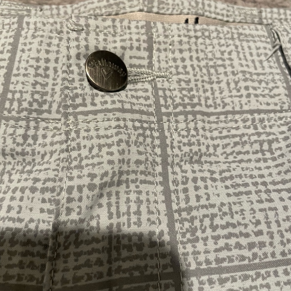 Callaway Plaid Graphic Golf Shorts Gray Size 34 - Picture 2 of 5